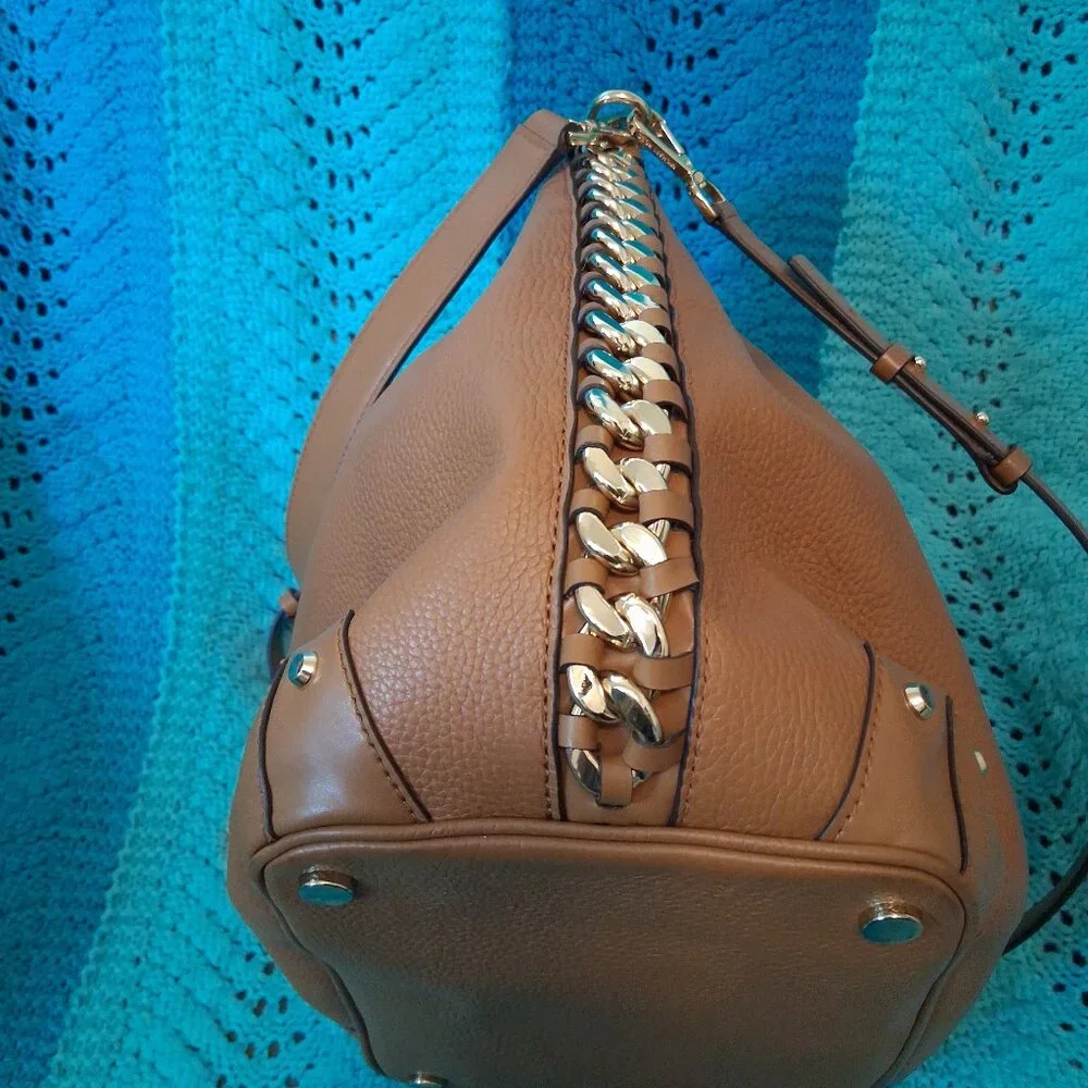 Michael Kors Large Alanis Soft Pebbled Leather Shoulder Bag - Picture 8 of 16